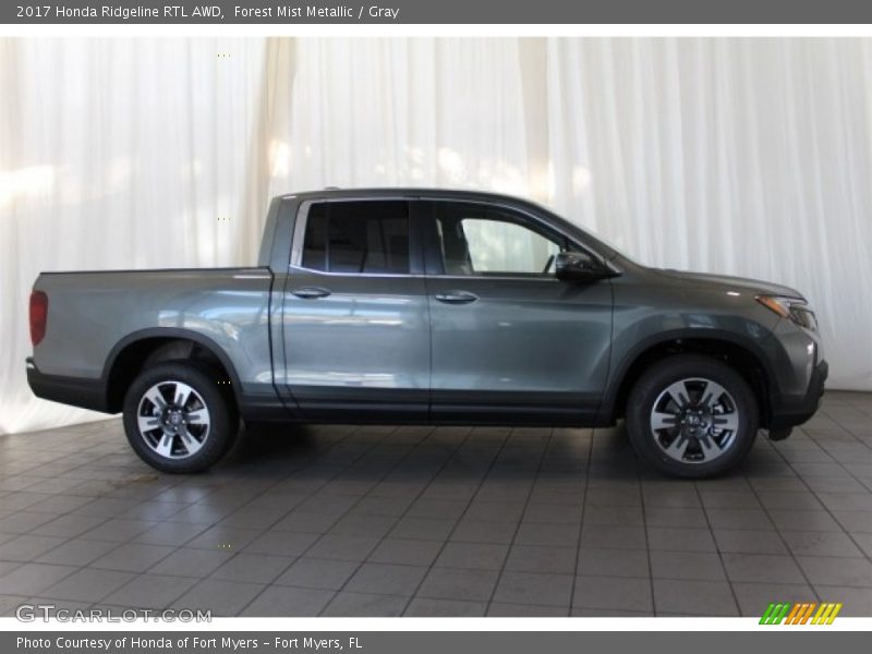  2017 Ridgeline RTL AWD Forest Mist Metallic