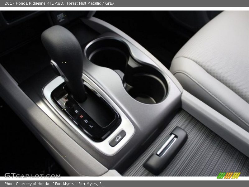  2017 Ridgeline RTL AWD 6 Speed Automatic Shifter