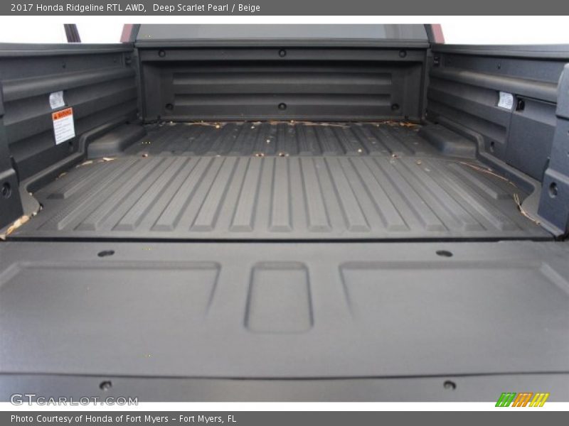  2017 Ridgeline RTL AWD Trunk