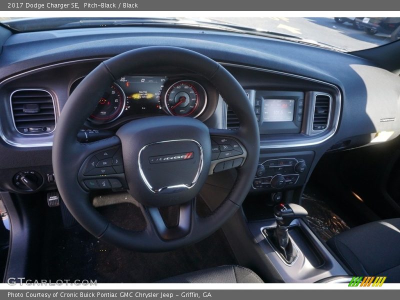 Pitch-Black / Black 2017 Dodge Charger SE