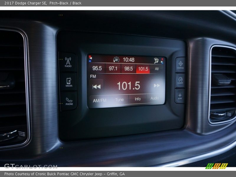 Pitch-Black / Black 2017 Dodge Charger SE