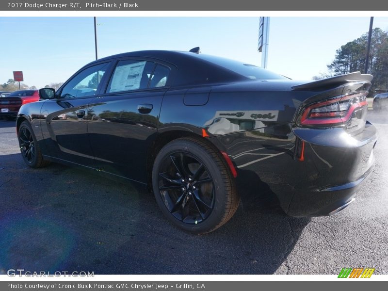 Pitch-Black / Black 2017 Dodge Charger R/T