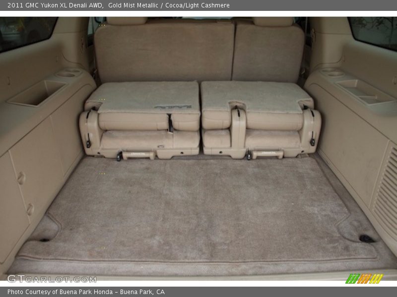 Gold Mist Metallic / Cocoa/Light Cashmere 2011 GMC Yukon XL Denali AWD