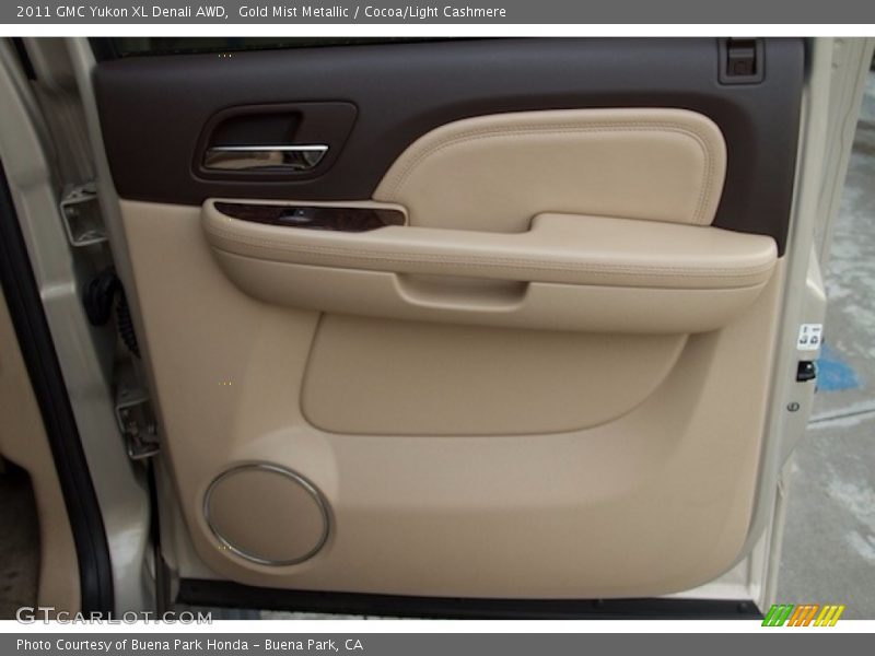 Gold Mist Metallic / Cocoa/Light Cashmere 2011 GMC Yukon XL Denali AWD