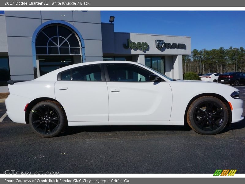 White Knuckle / Black 2017 Dodge Charger SE