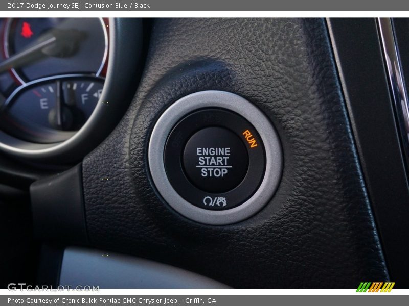 Contusion Blue / Black 2017 Dodge Journey SE