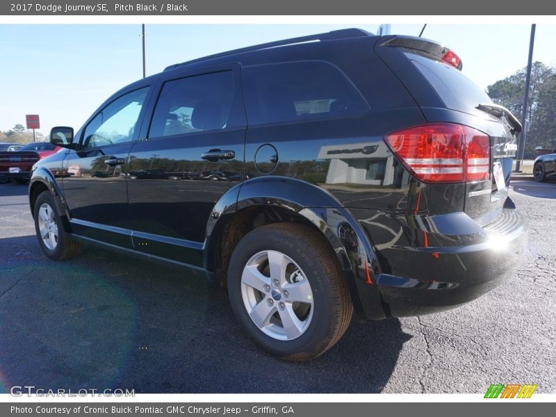 Pitch Black / Black 2017 Dodge Journey SE