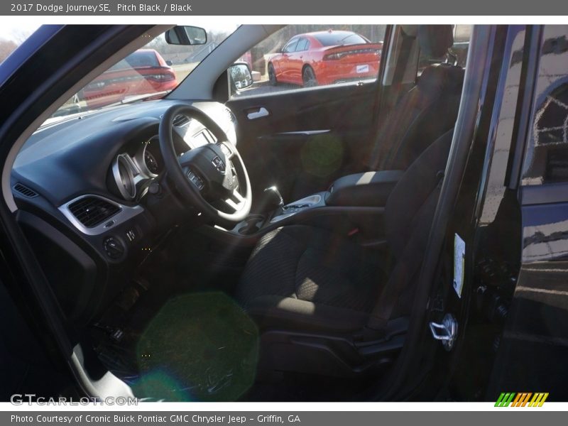 Pitch Black / Black 2017 Dodge Journey SE