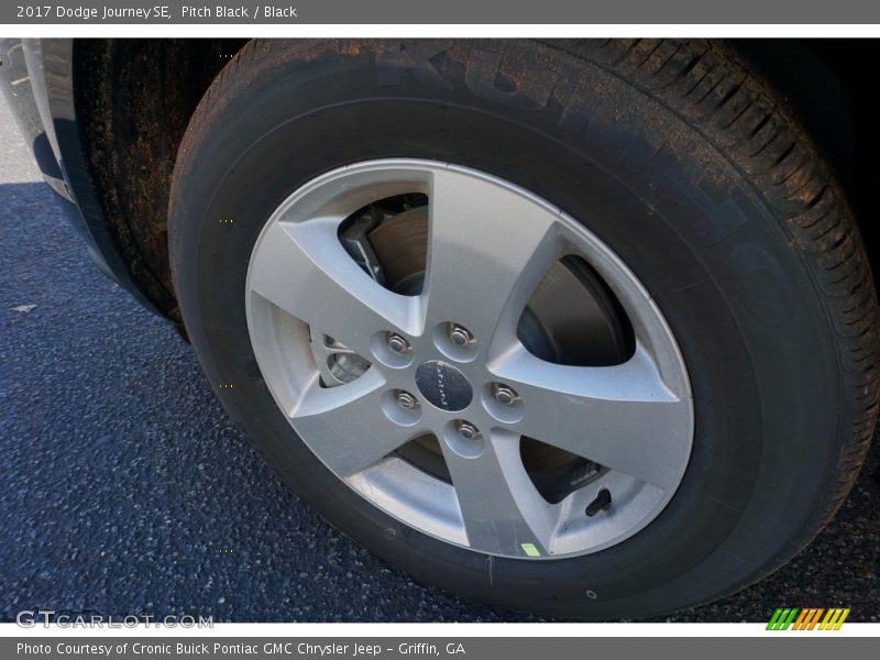 Pitch Black / Black 2017 Dodge Journey SE