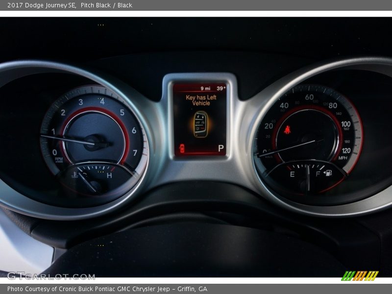 Pitch Black / Black 2017 Dodge Journey SE