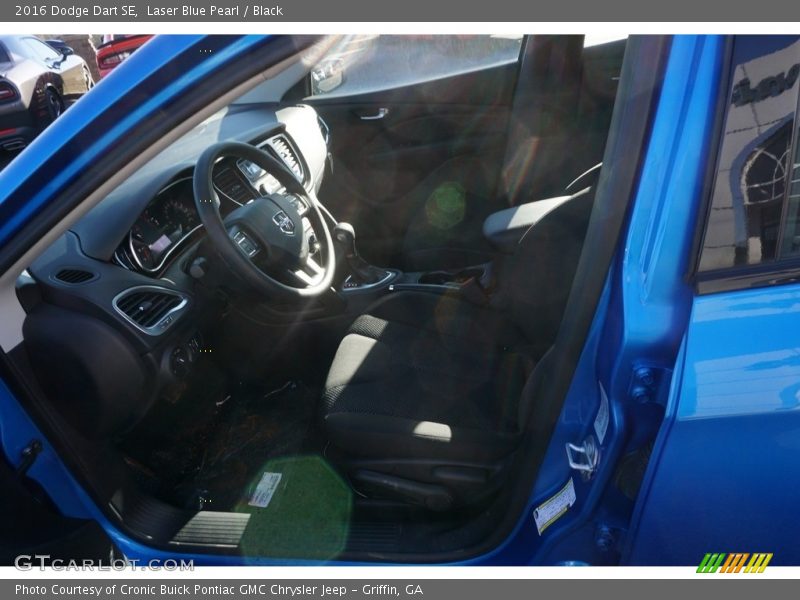 Laser Blue Pearl / Black 2016 Dodge Dart SE