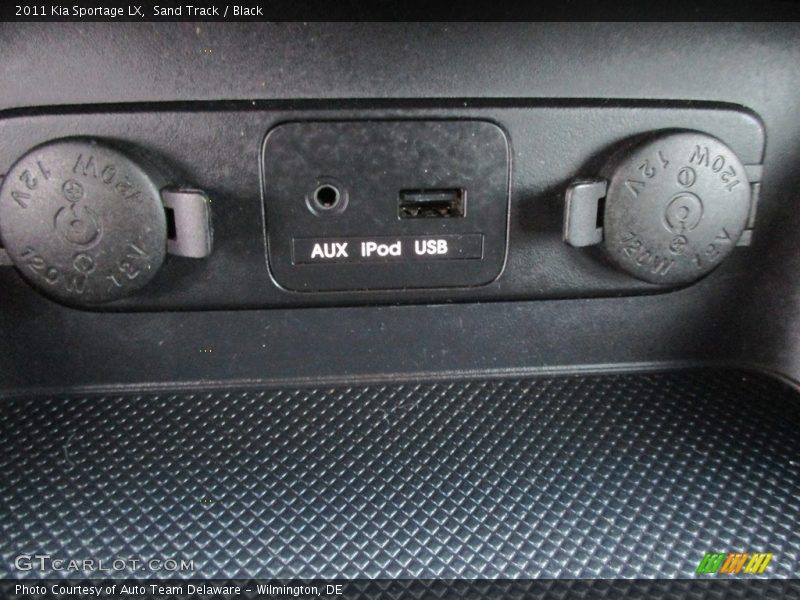 Sand Track / Black 2011 Kia Sportage LX