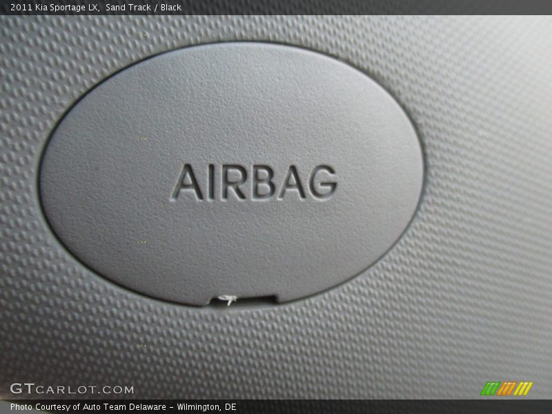 Sand Track / Black 2011 Kia Sportage LX