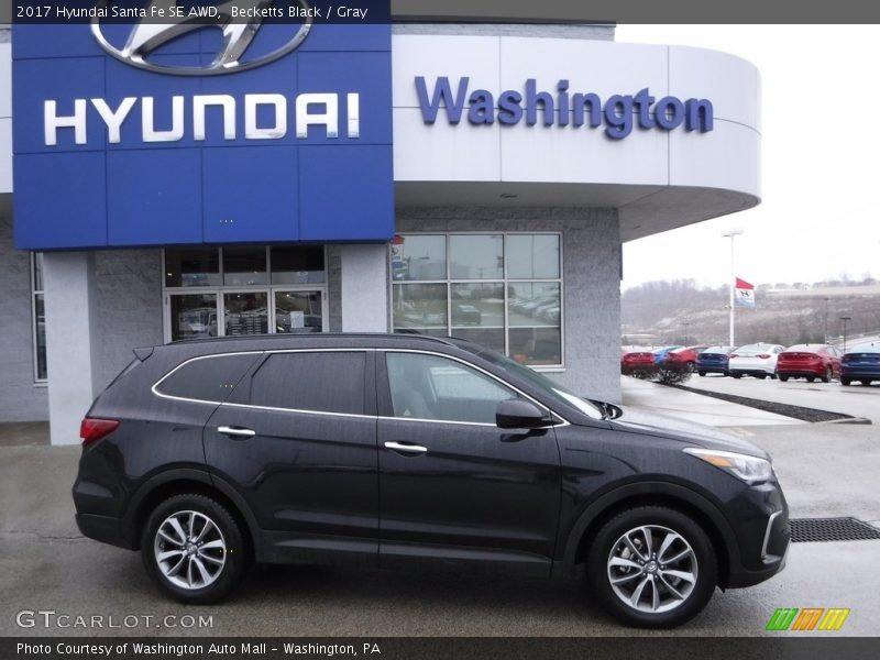 Becketts Black / Gray 2017 Hyundai Santa Fe SE AWD