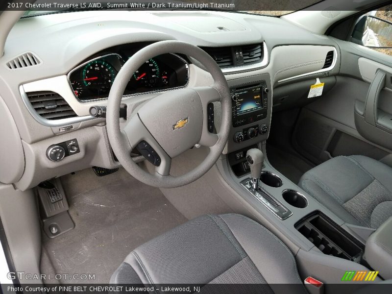 Summit White / Dark Titanium/Light Titanium 2017 Chevrolet Traverse LS AWD