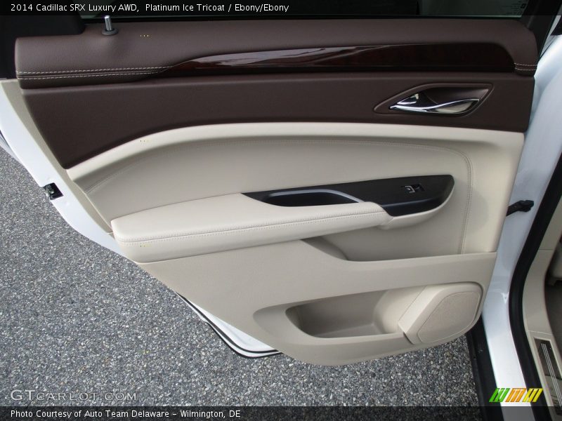 Platinum Ice Tricoat / Ebony/Ebony 2014 Cadillac SRX Luxury AWD