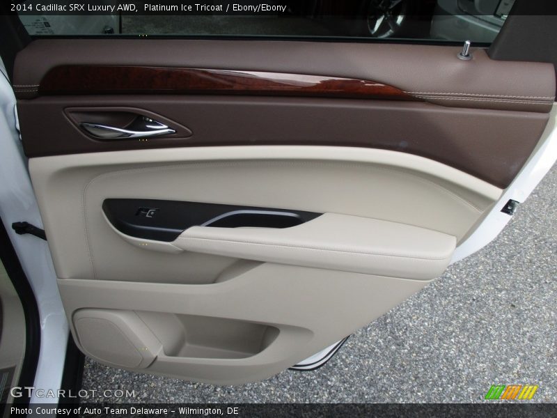 Platinum Ice Tricoat / Ebony/Ebony 2014 Cadillac SRX Luxury AWD