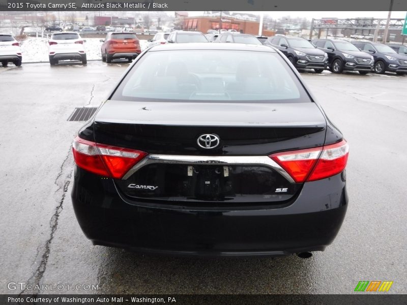 Attitude Black Metallic / Black 2015 Toyota Camry SE