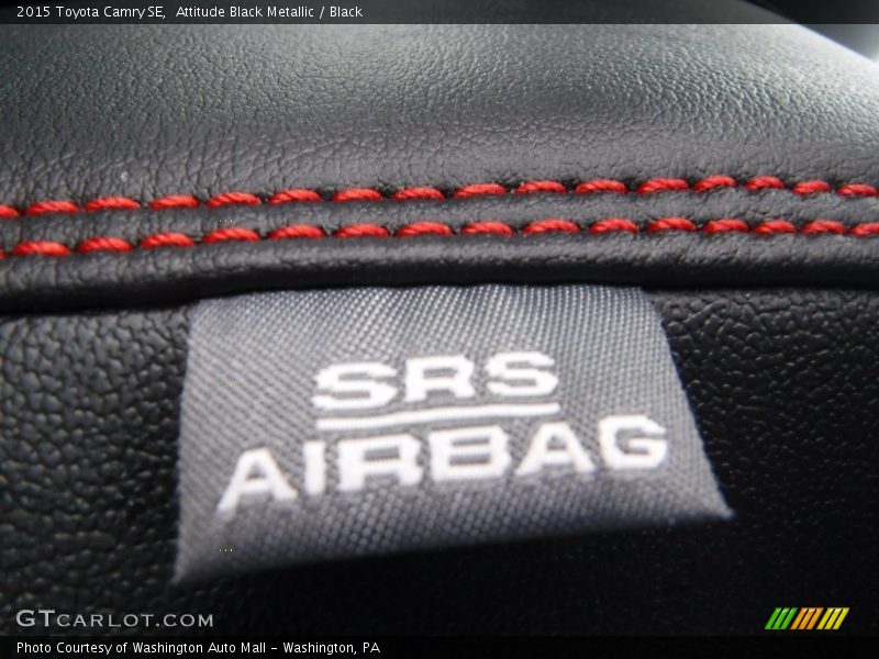 Attitude Black Metallic / Black 2015 Toyota Camry SE