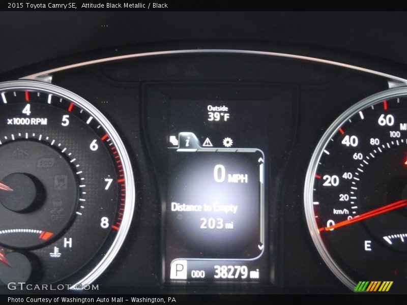 Attitude Black Metallic / Black 2015 Toyota Camry SE