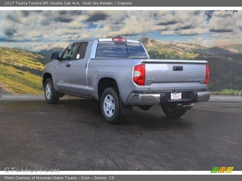 Silver Sky Metallic / Graphite 2017 Toyota Tundra SR5 Double Cab 4x4