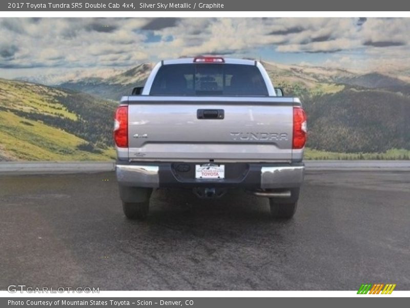 Silver Sky Metallic / Graphite 2017 Toyota Tundra SR5 Double Cab 4x4