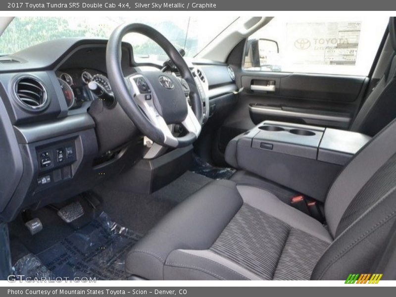 Silver Sky Metallic / Graphite 2017 Toyota Tundra SR5 Double Cab 4x4