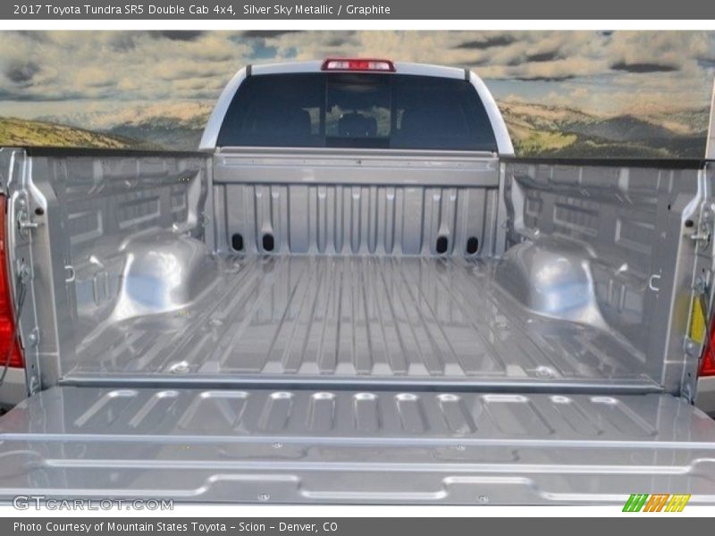Silver Sky Metallic / Graphite 2017 Toyota Tundra SR5 Double Cab 4x4