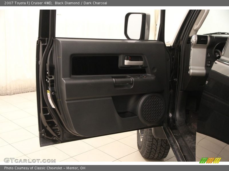Black Diamond / Dark Charcoal 2007 Toyota FJ Cruiser 4WD