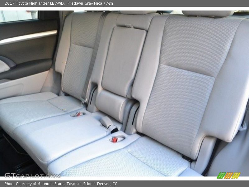 Predawn Gray Mica / Ash 2017 Toyota Highlander LE AWD