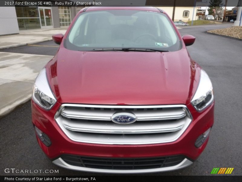 Ruby Red / Charcoal Black 2017 Ford Escape SE 4WD