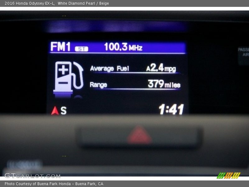 White Diamond Pearl / Beige 2016 Honda Odyssey EX-L