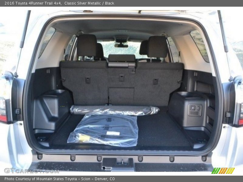 Classic Silver Metallic / Black 2016 Toyota 4Runner Trail 4x4