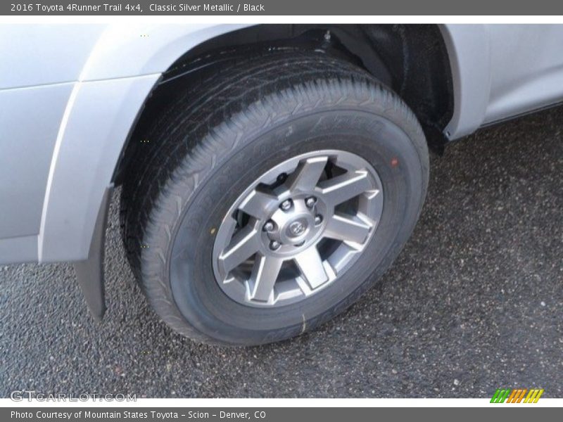 Classic Silver Metallic / Black 2016 Toyota 4Runner Trail 4x4