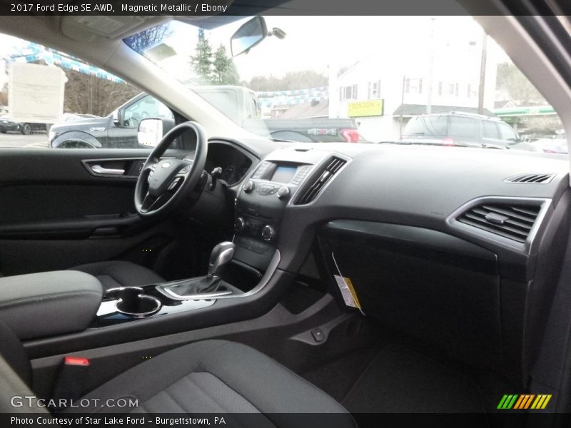 Magnetic Metallic / Ebony 2017 Ford Edge SE AWD