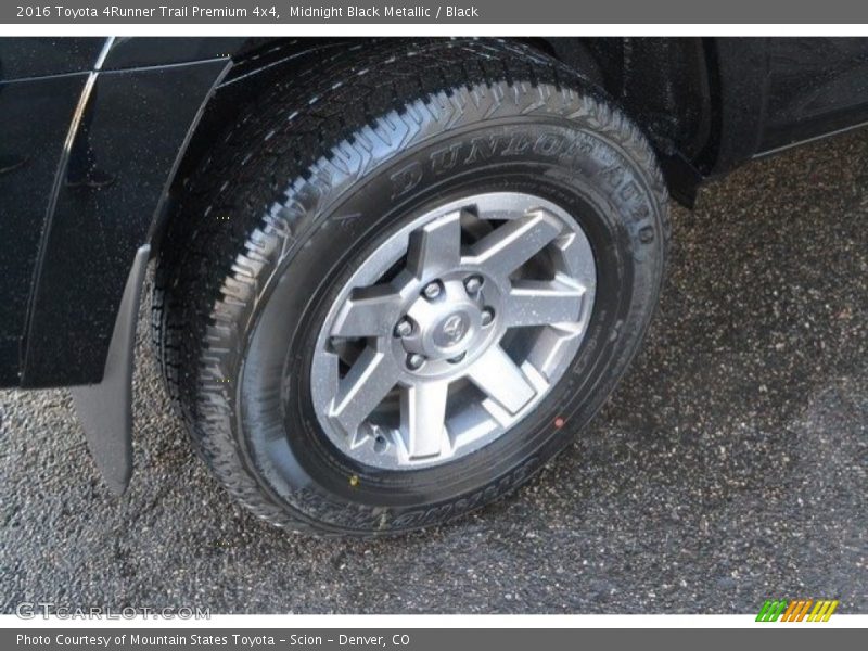 Midnight Black Metallic / Black 2016 Toyota 4Runner Trail Premium 4x4