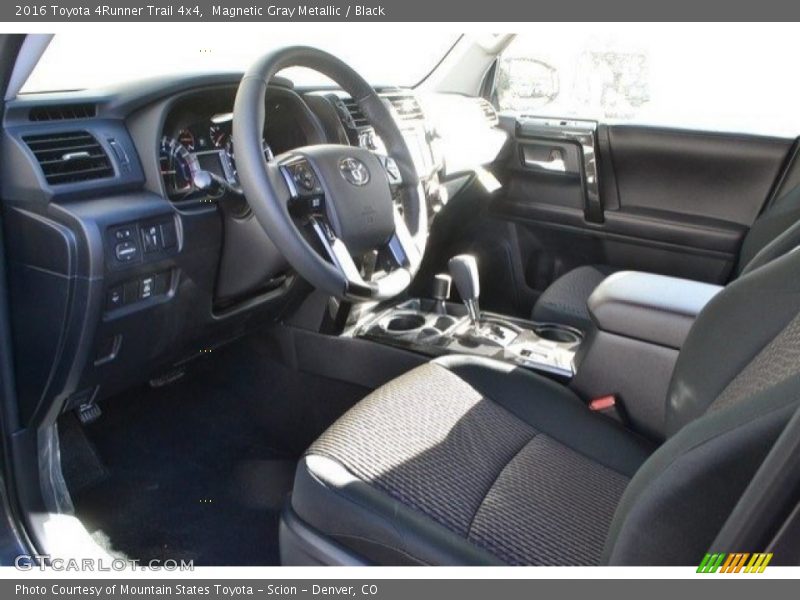 Magnetic Gray Metallic / Black 2016 Toyota 4Runner Trail 4x4