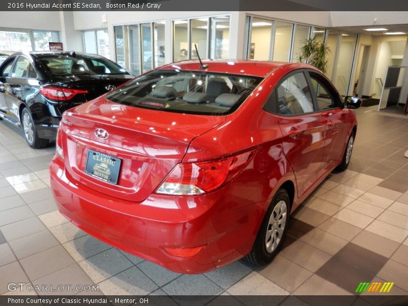Boston Red / Gray 2016 Hyundai Accent SE Sedan