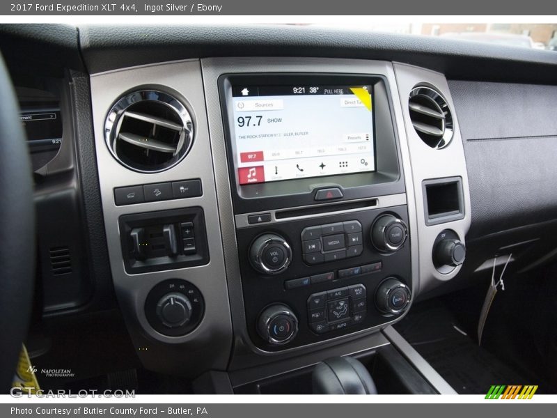 Ingot Silver / Ebony 2017 Ford Expedition XLT 4x4