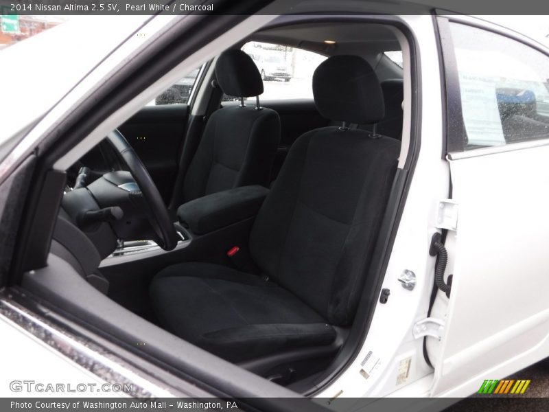 Pearl White / Charcoal 2014 Nissan Altima 2.5 SV
