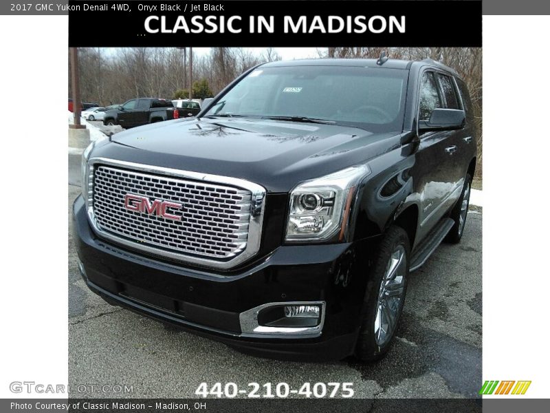 Onyx Black / Jet Black 2017 GMC Yukon Denali 4WD