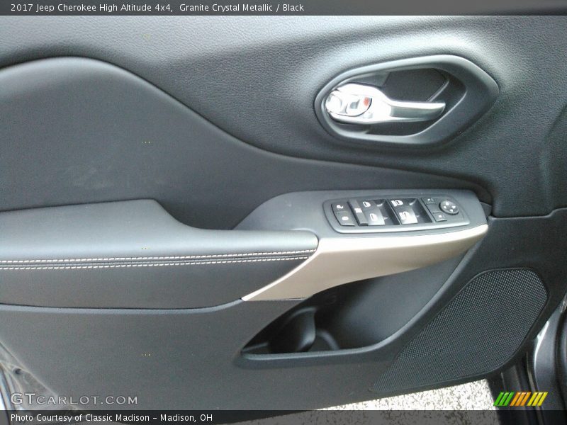 Granite Crystal Metallic / Black 2017 Jeep Cherokee High Altitude 4x4