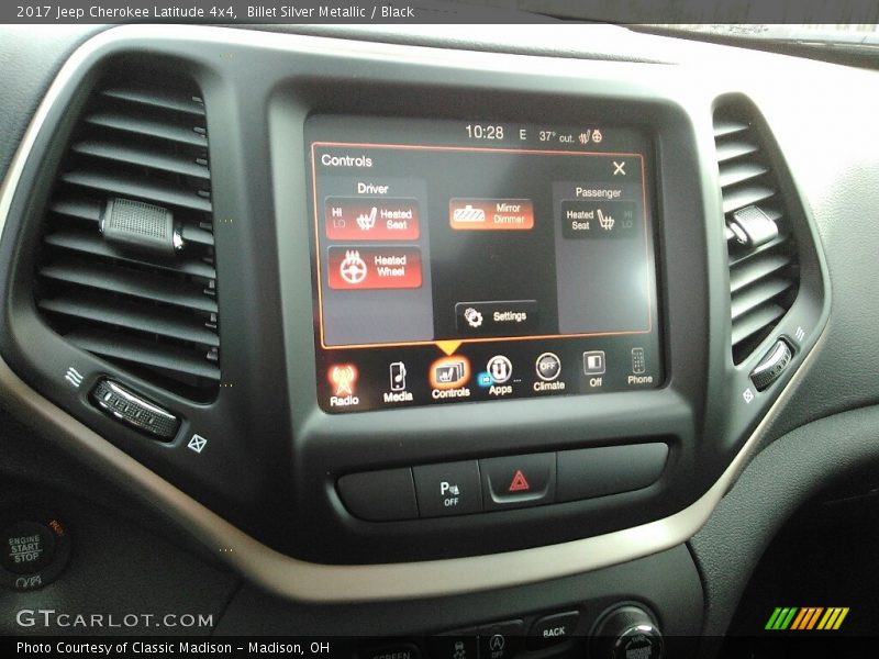 Billet Silver Metallic / Black 2017 Jeep Cherokee Latitude 4x4