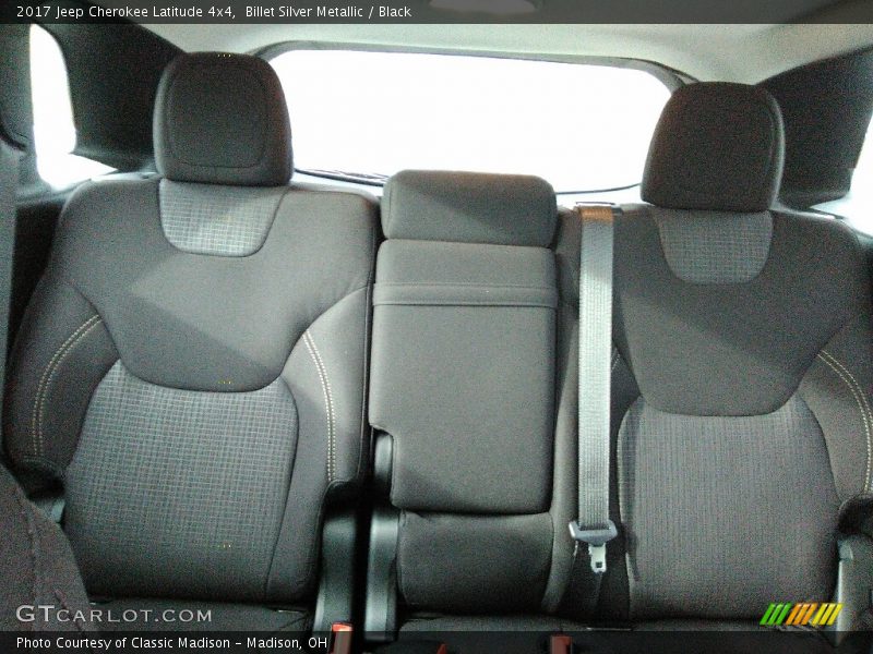 Billet Silver Metallic / Black 2017 Jeep Cherokee Latitude 4x4