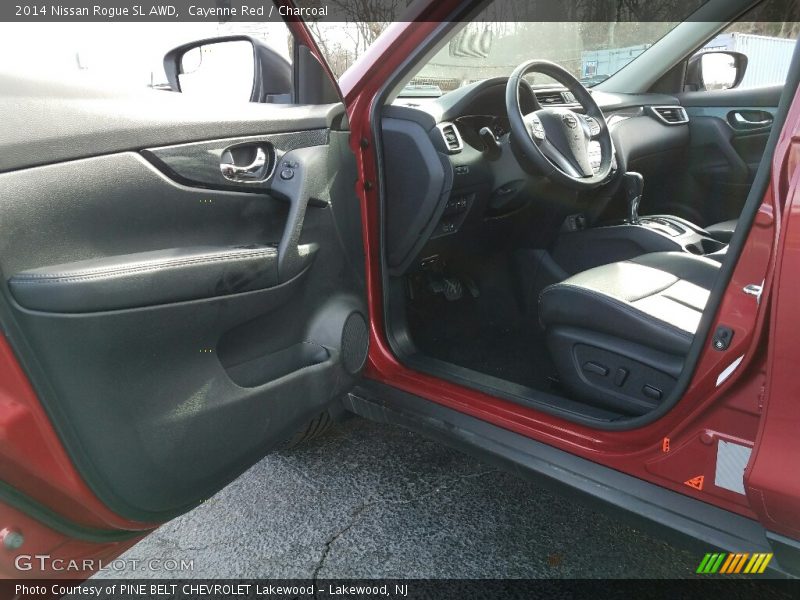 Cayenne Red / Charcoal 2014 Nissan Rogue SL AWD