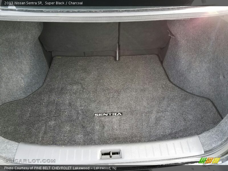 Super Black / Charcoal 2013 Nissan Sentra SR