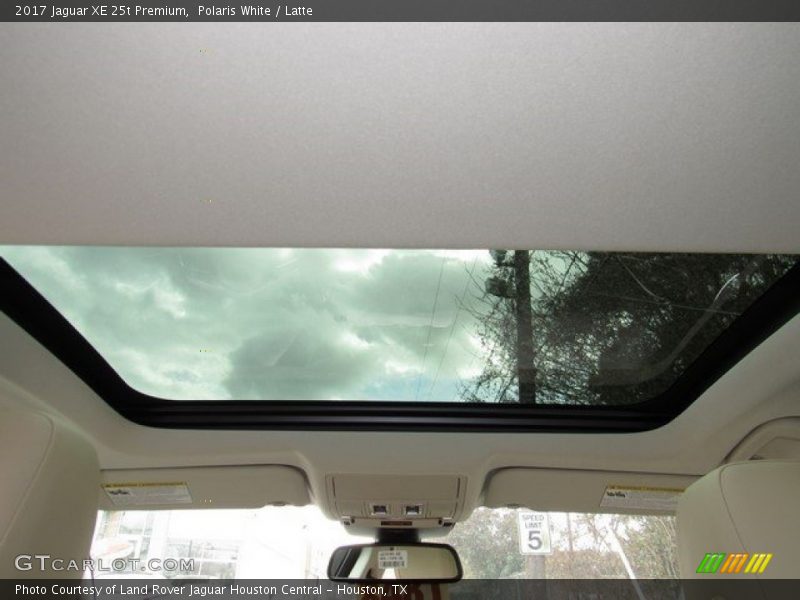 Polaris White / Latte 2017 Jaguar XE 25t Premium