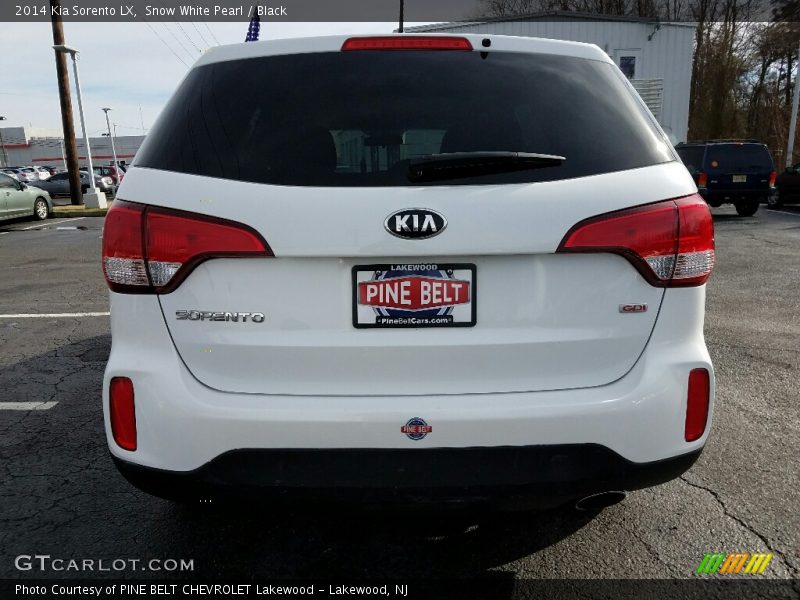 Snow White Pearl / Black 2014 Kia Sorento LX