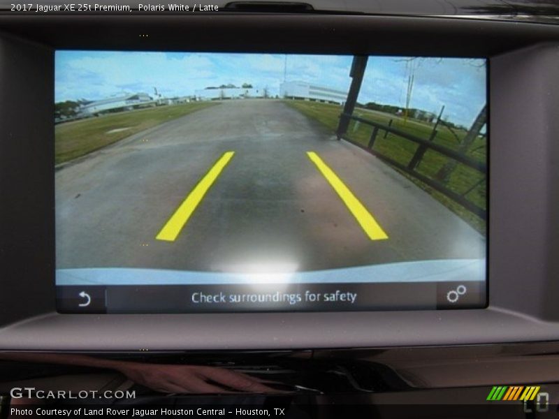 Polaris White / Latte 2017 Jaguar XE 25t Premium