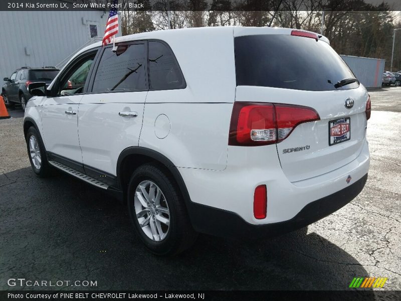Snow White Pearl / Black 2014 Kia Sorento LX